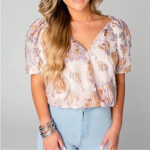 Buddy love Felicity Puff Sleeve Floral Bodysuit, size Medium NWT